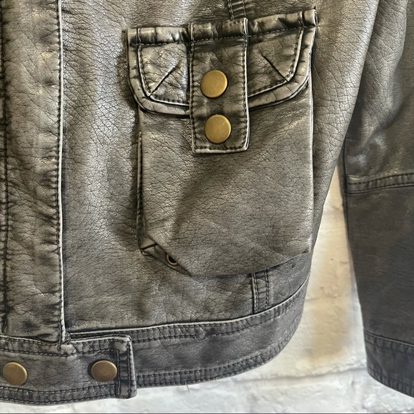 URBAN OUTFITTERS SILENCE & NOISE Faux Leather Moto Biker Jacket - Picture 6 of 14